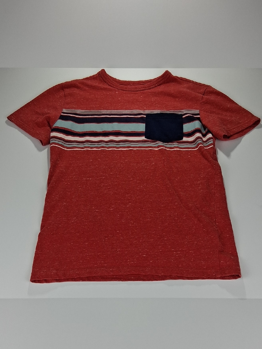 Boys Cat & Jack Short Sleeve Tee Shirt Size Medium (8/10) Red w/ Front Pocket
